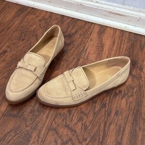 J Crew Beige Faux Suede Bow Loafers‎ Size 7 Preppy Academia Minimalist Old Money